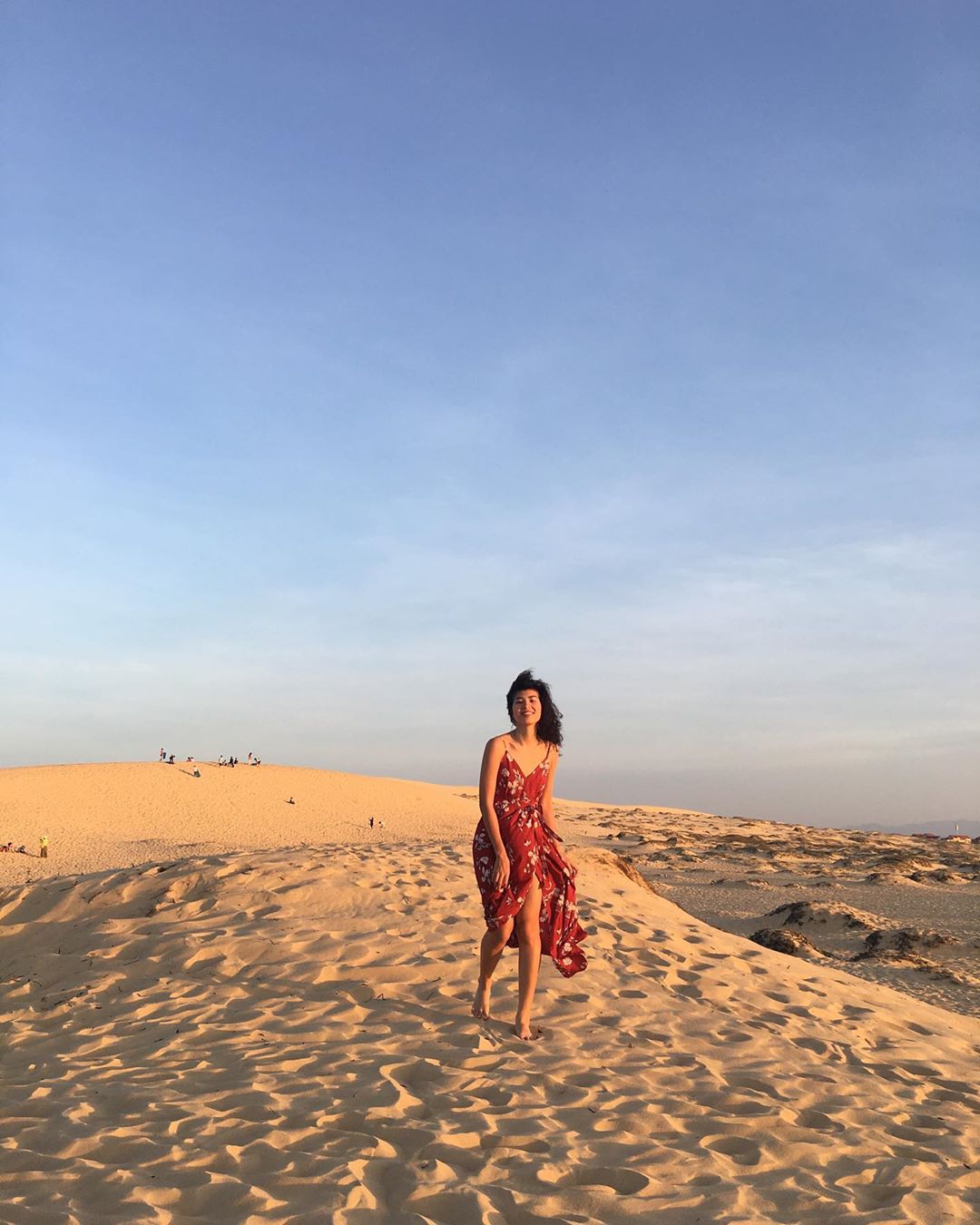 Đến Quảng Bình, trải nghiệm trượt cát đồi cát Quang Phú